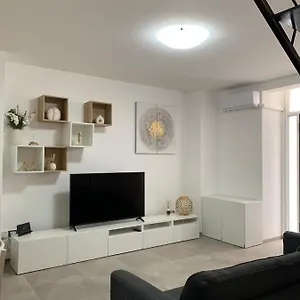 https://casa-vacanze-elegance.taorminaitalyhotels.com