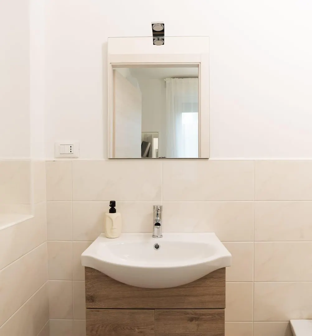 Mentana Guest House Parme Italie